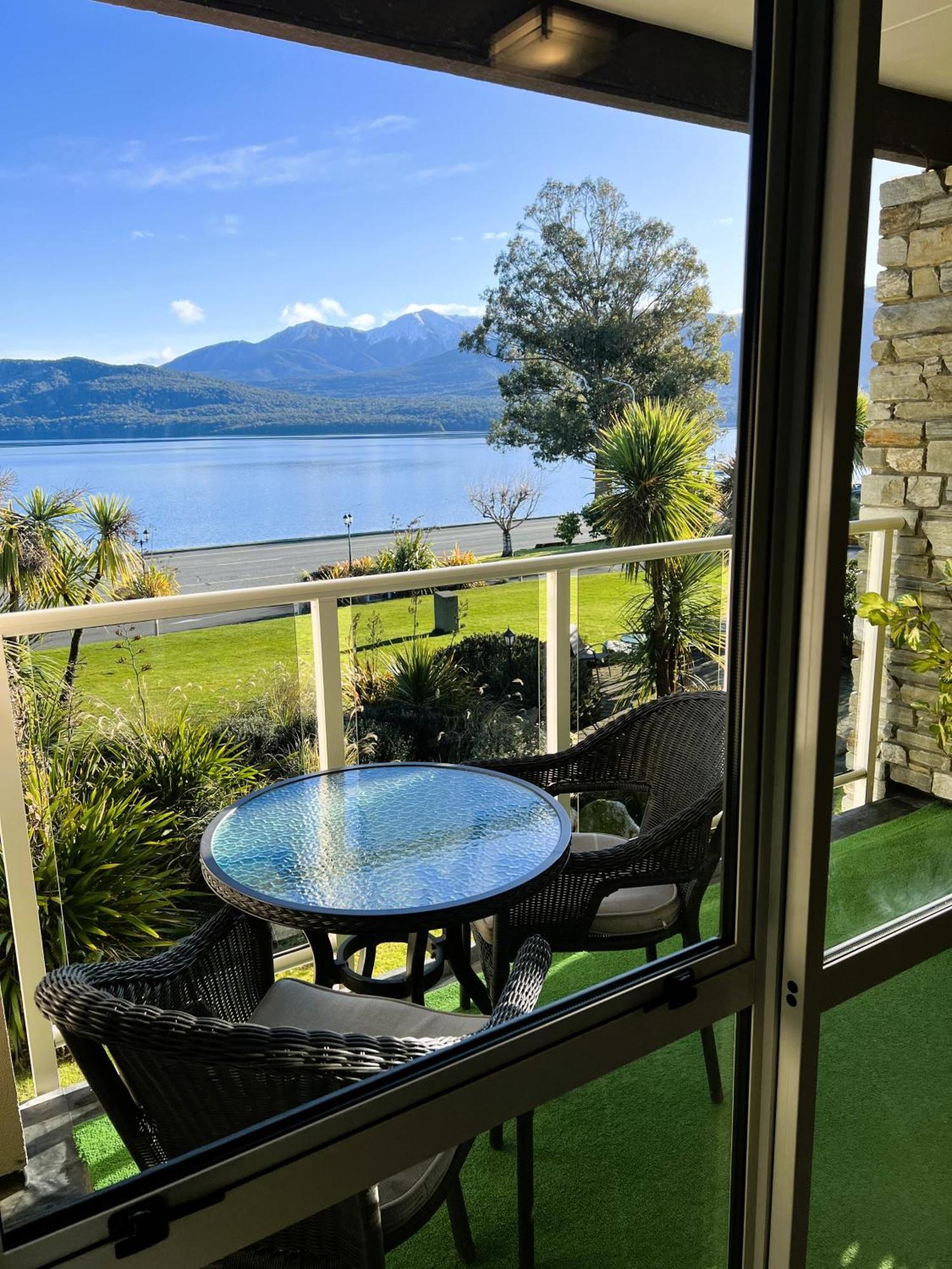 Fiordland Lakeview Motel And Apartments Te Anau Exterior foto