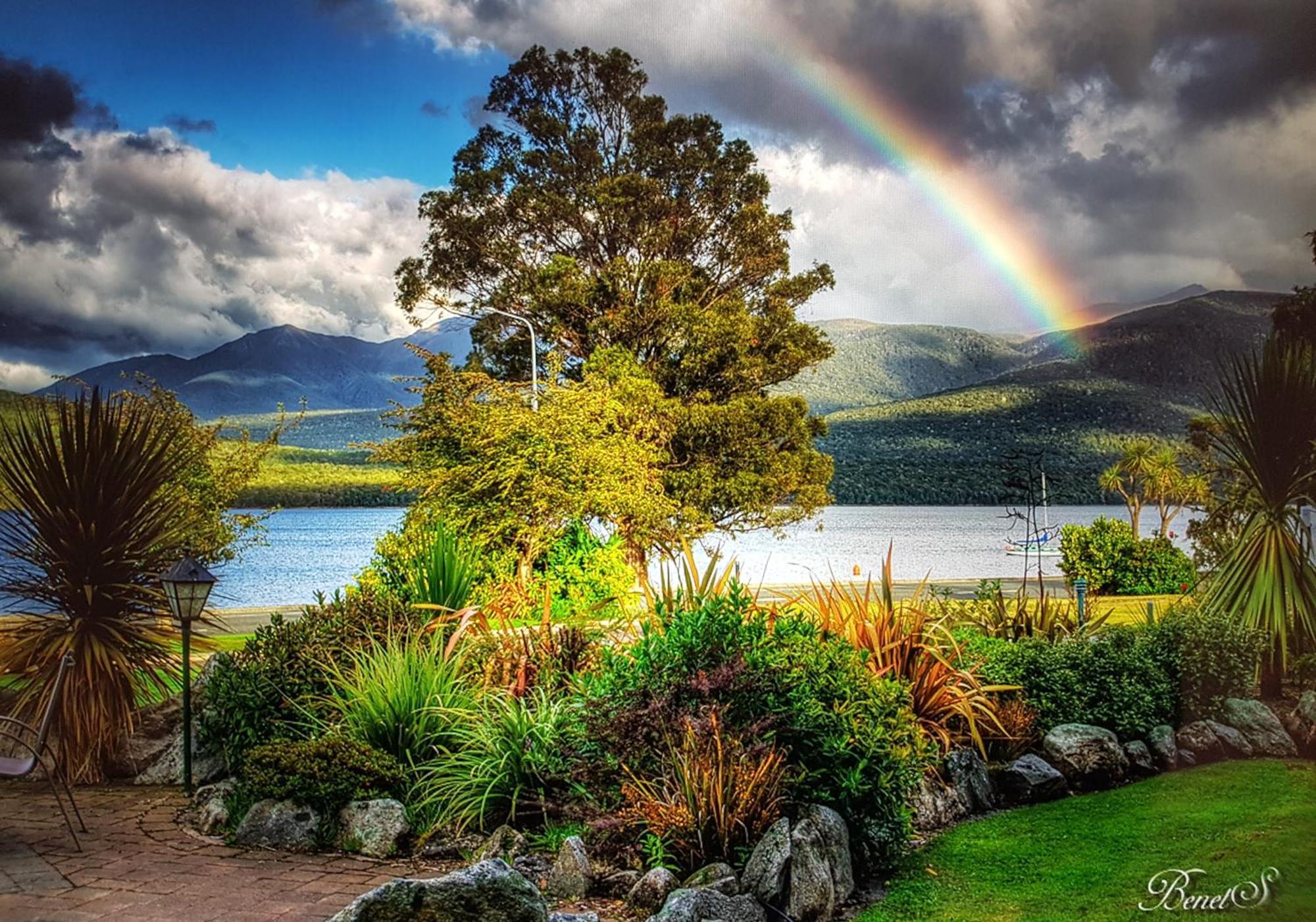 Fiordland Lakeview Motel And Apartments Te Anau Exterior foto