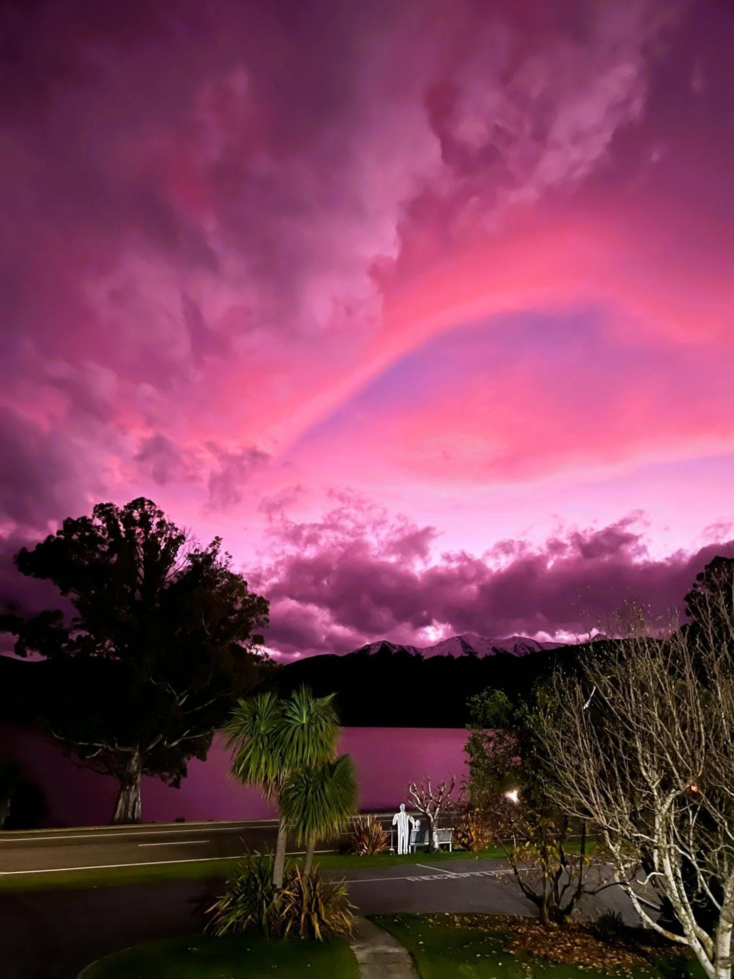 Fiordland Lakeview Motel And Apartments Te Anau Exterior foto